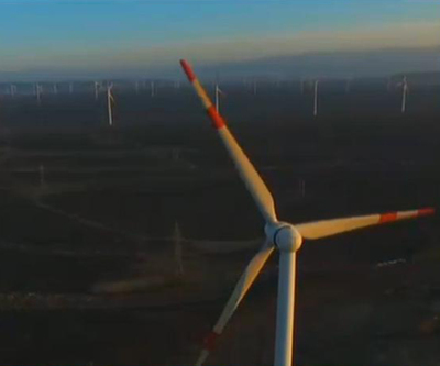 新疆借風(fēng)取暖 省錢環(huán)保實(shí)現(xiàn)零排放-中國新聞網(wǎng)